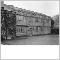 Lutyens, Penheale Manor, photo by  Arthur Gill on countrylifeimages.co.uk,3.png